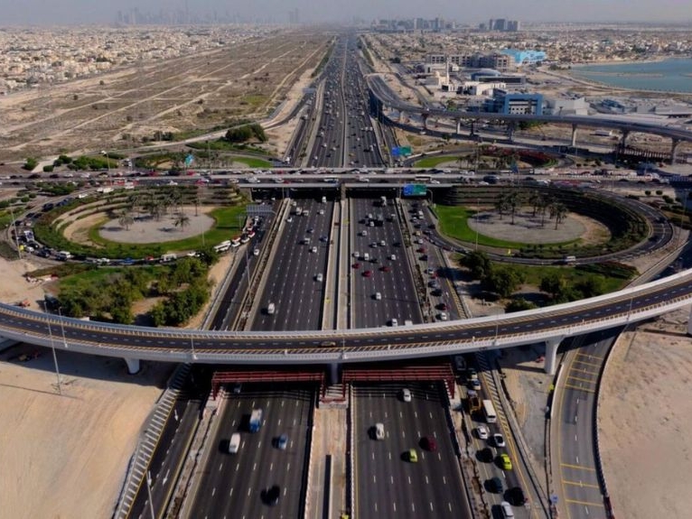 Dubaï : Un nouveau pont réduit le trajet à 3 minutes entre Hessa Street et Al Khail Road