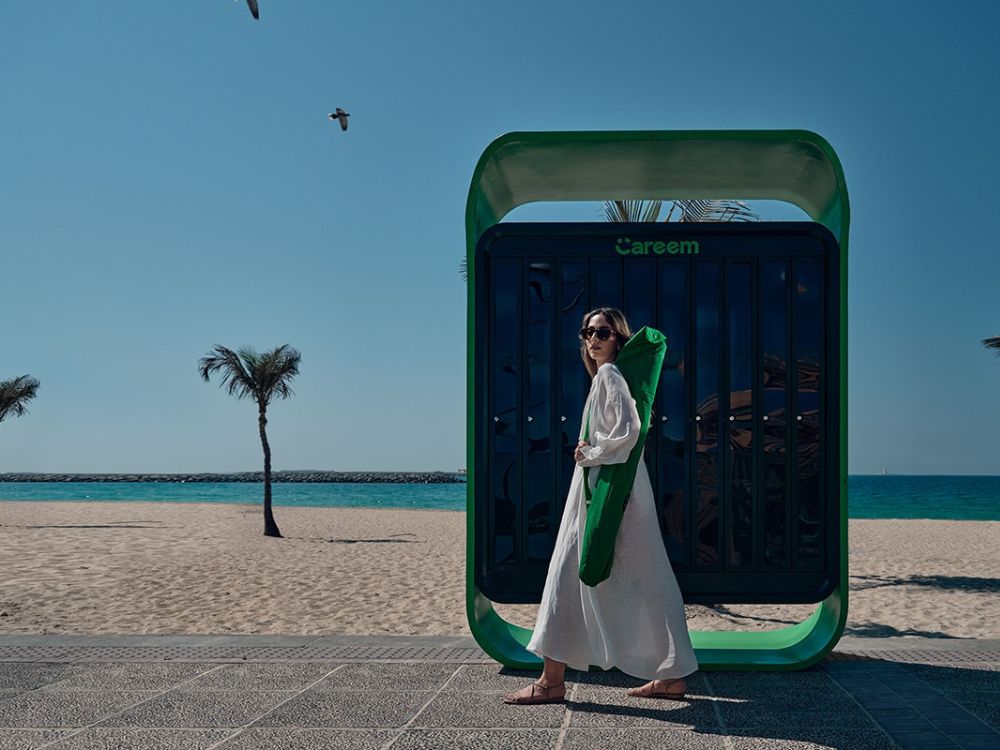 Careem innovates with a beach delivery service using GPS parasols