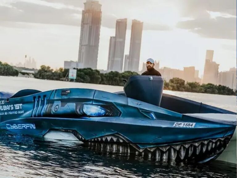 Dubaï innove avec le premier bateau entièrement imprimé en 3D