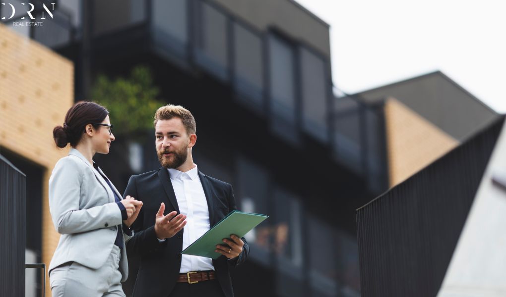 Glossaire des termes clés de l’immobilier à Dubaï