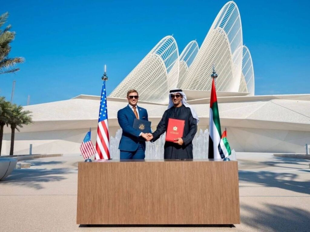 Les Émirats rejoignent l’alliance mondiale Pax Silica