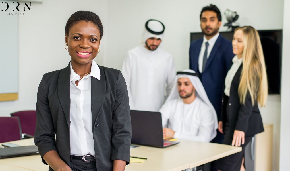 Travailler à Dubaï comment trouver un job, typer les secteurs porteurs, exigences légales